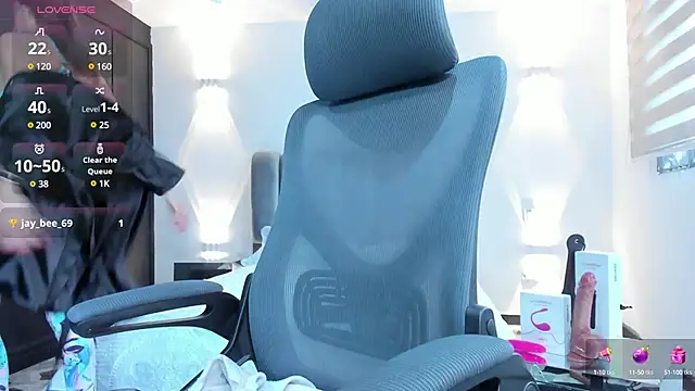 Snapshot of AnaRuiz chatting on March 10, 12:15 pm AnaRuiz online show from March 10, 12:15 pm