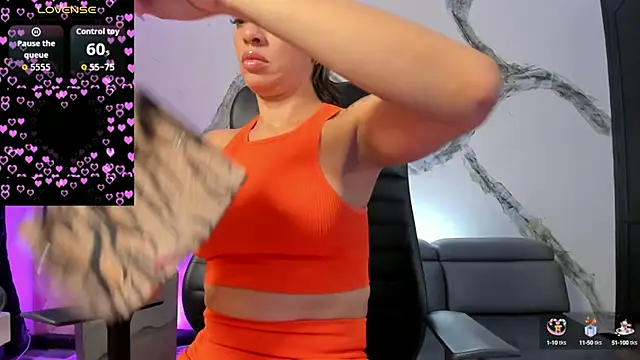 Snapshot of AnaRuiz chatting on September 11, 3:01 pm AnaRuiz online show from September 11, 3:01 pm