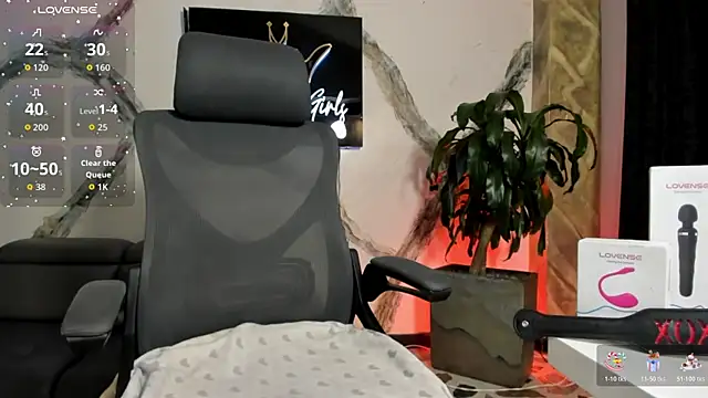 Snapshot of AnaRuiz chatting on December 3, 4:09 am AnaRuiz online show from December 3, 4:09 am