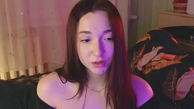 YasmineWest online show from February 5, 5:20 pm