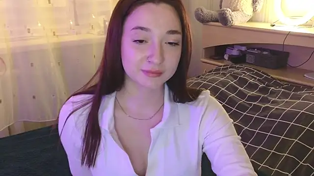 YasmineWest online show from February 20, 12:15 pm