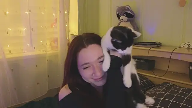 YasmineWest online show from February 24, 7:11 am