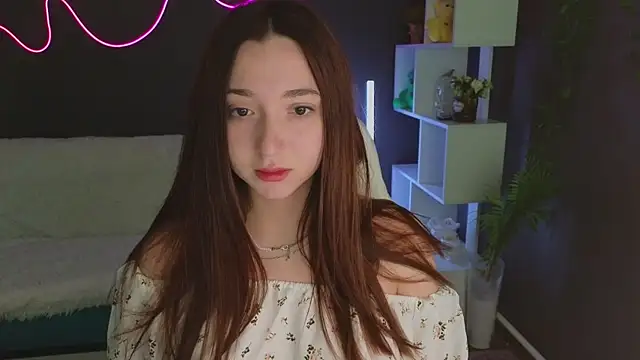 YasmineWest online show from October 12, 1:37 am