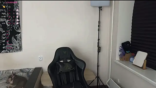 carthylovvve online show from March 27, 1:22 am