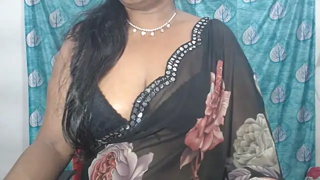 Sophia your online show from February 23, 6:05 pm