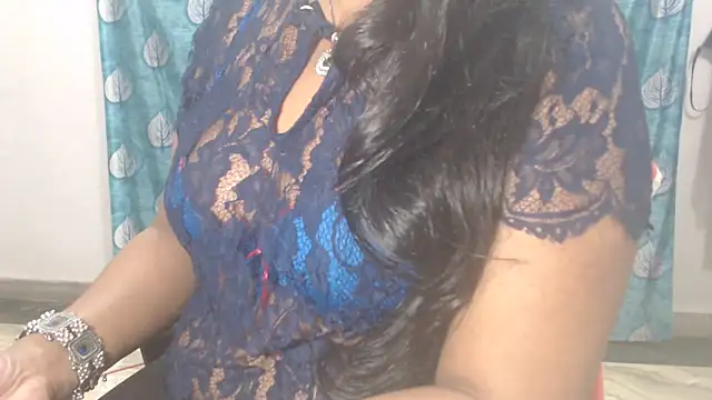 Sophia your online show from May 18, 5:19 pm