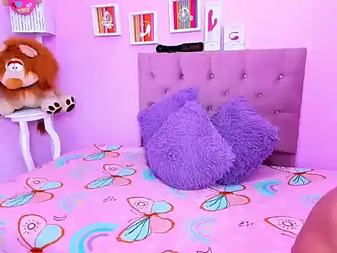 milf bigass  online show from April 15, 1:07 pm