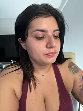 Snapshot of horny_roomiess chatting on January 30, 10:08 pm horny roomiess online show from January 30, 10:08 pm