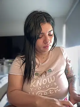 Snapshot of horny_roomiess chatting on March 22, 3:20 pm horny roomiess online show from March 22, 3:20 pm