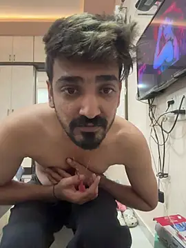 hornyguy271192 online show from December 19, 6:15 pm