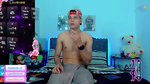 Liamscott  online show from January 14, 10:47 pm