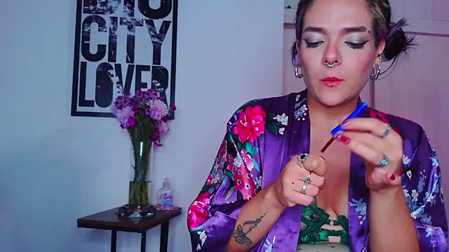 purple em69 online show from September 21, 4:47 am