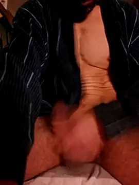 Gros-tuyau-93 online show from April 15, 9:16 am