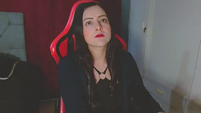 Noamartin  online show from February 17, 11:11 pm