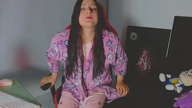 Noamartin  online show from March 19, 1:20 am