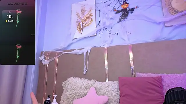 Snapshot of sarah_cruzz_ chatting on November 1, 9:39 pm sarah cruzz online show from November 1, 9:39 pm