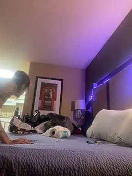 renegade vyxxen online show from February 5, 1:04 am