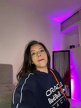 Snapshot of martina_duque_ chatting on February 21, 10:39 am martina duque online show from February 21, 10:39 am