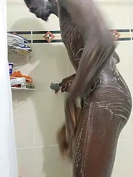 Snapshot of no1belike1 chatting on February 12, 6:08 am no1belike1 online show from February 12, 6:08 am