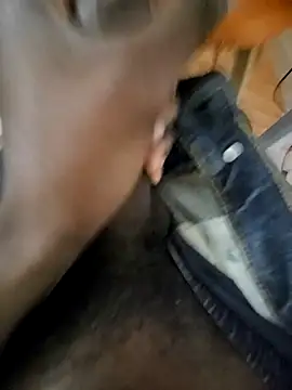 Snapshot of no1belike1 chatting on March 19, 8:22 pm no1belike1 online show from March 19, 8:22 pm