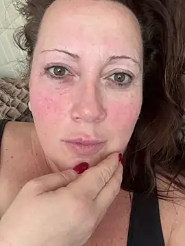 xsexycurvymilf online show from March 18, 6:57 am