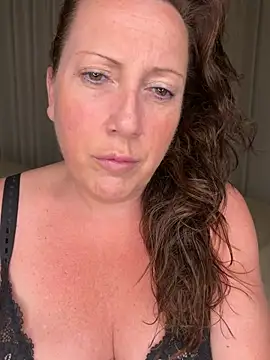Snapshot of xsexycurvymilf chatting on May 6, 2:55 pm xsexycurvymilf online show from May 6, 2:55 pm