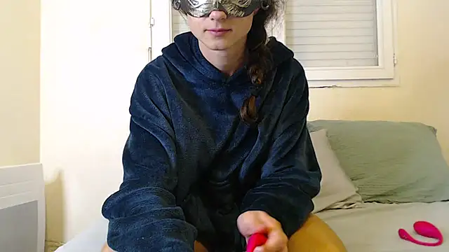 Snapshot of asphodelex chatting on October 30, 1:23 pm asphodelex online show from October 30, 1:23 pm