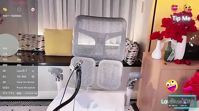 vyizh- online show from December 14, 2:11 pm