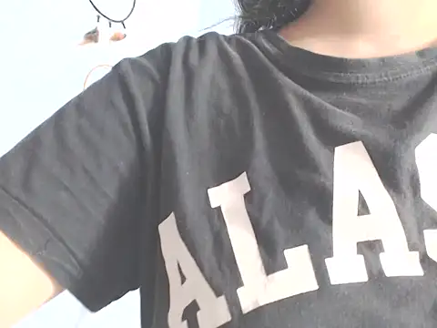 Amara18  online show from December 20, 6:40 am