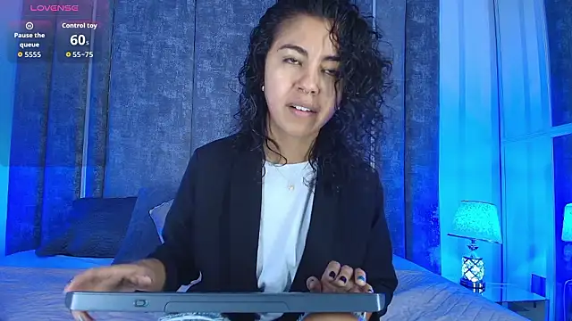 Amareto  online show from March 22, 10:40 am