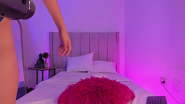 SakuraKato online show from February 27, 5:04 pm