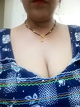Hot-Shivani online show from July 20, 7:05 pm