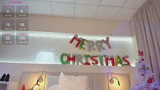 Snapshot of BelovedRuby chatting on December 22, 5:56 am BelovedRuby online show from December 22, 5:56 am