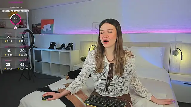 Snapshot of BelovedRuby chatting on January 20, 3:04 am BelovedRuby online show from January 20, 3:04 am