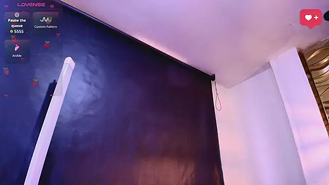 Andreita Jones online show from April 9, 11:59 am