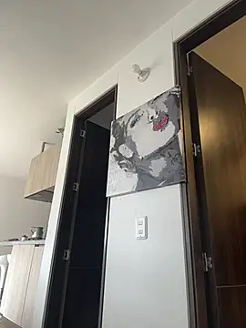 Snapshot of PetitLumiere chatting on February 4, 3:57 pm PetitLumiere online show from February 4, 3:57 pm