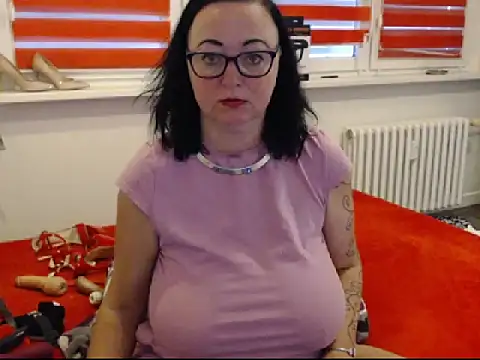 Snapshot of Alexie33 chatting on March 6, 12:30 pm Alexie33 online show from March 6, 12:30 pm