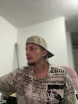 Snapshot of Scott_sex7 chatting on February 12, 2:06 am Scott sex7 online show from February 12, 2:06 am