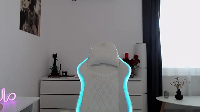 Simply the best online show from October 17, 9:01 am