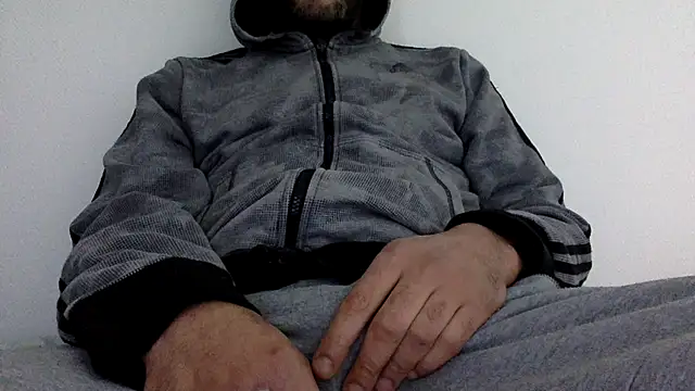 molozeb online show from February 19, 7:15 am