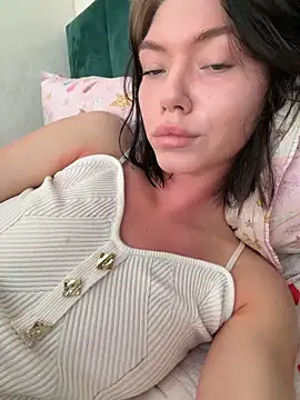 Lisaaa Alisa online show from March 18, 3:42 am