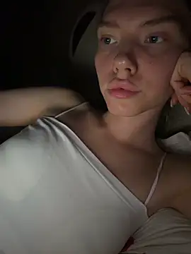 Lisaaa Alisa online show from June 11, 7:56 pm