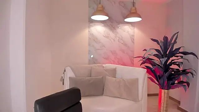 JessicaWilliams1 online show from February 5, 4:25 pm