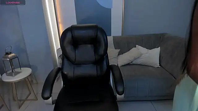 JessicaWilliams1 online show from October 5, 8:34 am