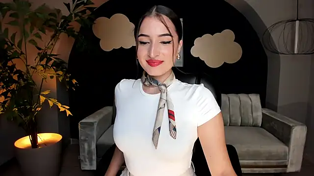 DominiqueVega online show from February 26, 8:33 pm