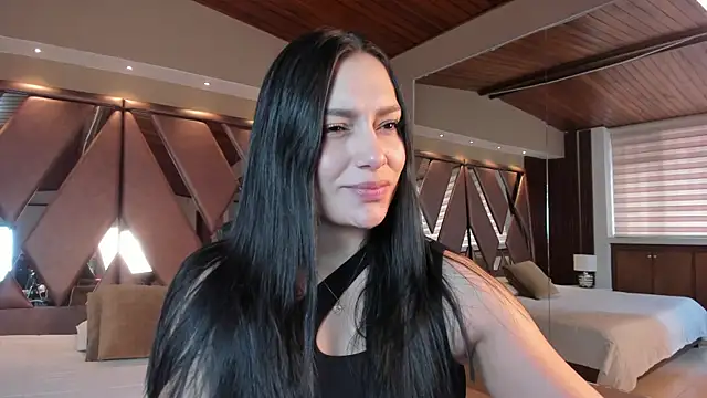 carina rossi online show from November 4, 1:32 pm