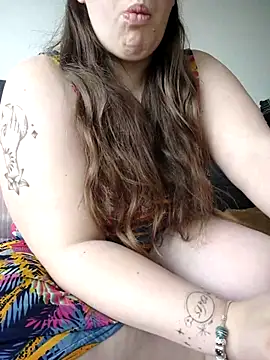 Snapshot of FrancaiseLynne chatting on February 15, 3:39 pm FrancaiseLynne online show from February 15, 3:39 pm