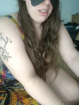 Snapshot of FrancaiseLynne chatting on March 22, 11:00 am FrancaiseLynne online show from March 22, 11:00 am