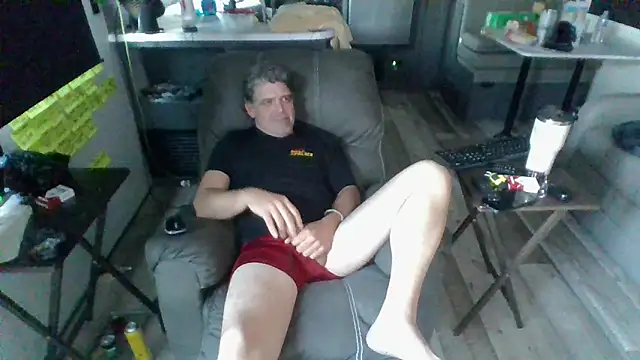 Snapshot of lateniter chatting on October 31, 10:22 pm lateniter online show from October 31, 10:22 pm