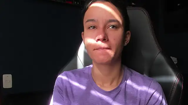 SamanthaWatson online show from March 19, 2:02 pm